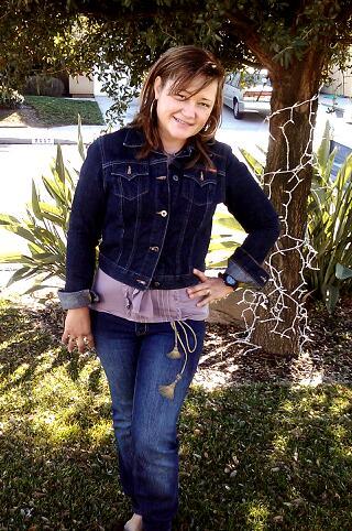soy de Panamá pero vivo en fresno CA ,me encanta viajar y asisto a la Iglesia Pentecostés ,me gusta las peliculas romanticas o de ciencia fitcion.