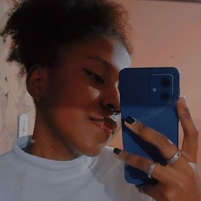 Juliana
artista
flamenguista🖤❤
Libriana ♎
LG(B)TQIA+🏳️🌈