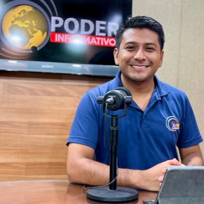 Conductor de noticias a las 2 PM en #PoderInformativo por 89.7 FM @XHVXTabasco  -Tuits a título personal-