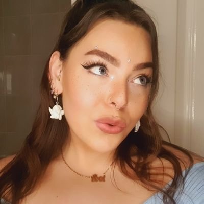 ☁️♡ British girl next door (with an anal kink)😇 ♡☁️ |222| 🍃 𓋼𓍊 @elouisexjade @footqueenelj 𓍊𓋼 ↘️🔞free fansly ↘️💦