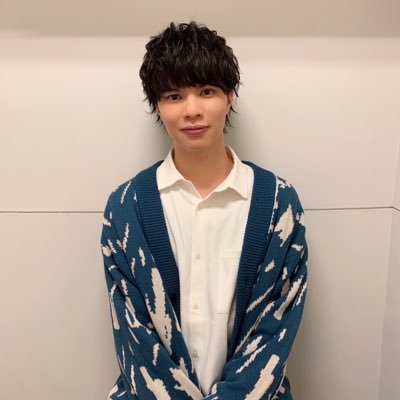 ヴィムス所属の新人声優、三上瑛士（みかみえいじ）です。猫と夏が大好きです。よろしくお願いいたします！