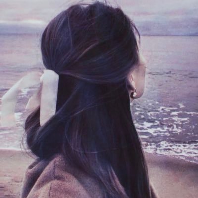 najla1827739144's profile picture. 