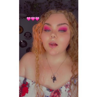 ✨𝖇𝖆𝖇𝖞, 𝖎’𝖒 𝖆𝖓 𝖎𝖈𝖔𝖓.✨ guinness world record holder for fattest ass