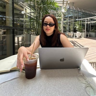 thisisrob's profile picture. 🧃