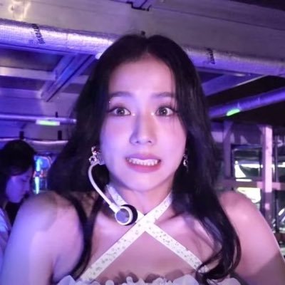 jisooturtlebaby's profile picture. 