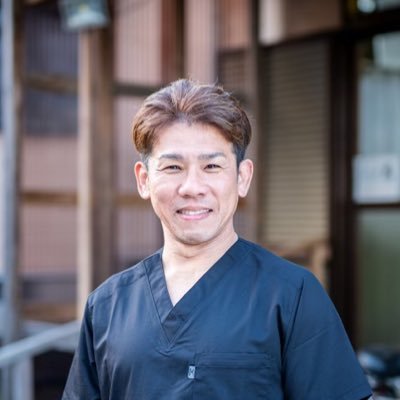 hogusiyakokoro's profile picture. ≪完全予約制≫鹿屋市で臨床20年の経験豊富なスポーツトレーナーの院長です！◻︎平日20時まで営業◻︎土日祝日は17時まで営業✨腰痛で悩んでいるあなた！✨姿勢改善したいあなた！✨猫背✨ガニ股✨Ｏ脚✨Ｘ脚✨ストレートネック✨骨盤矯正✨健康でいつまでも元気な日常生活✨2度と痛みが発症しない身体作りなどご提供しています。