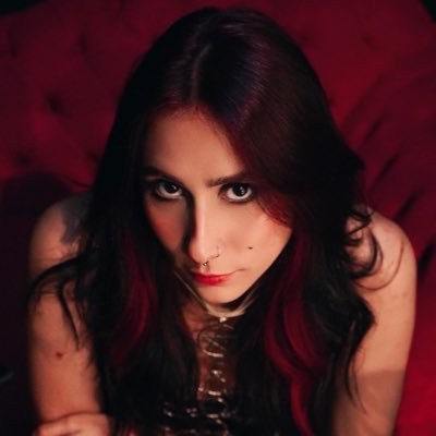 🎙 Cantora | 📲 Instagram: @ Alinna.oficial | e-mail 📩contatoalinna@gmail.com