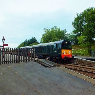 Hi! I'm a British train and plane spotter based in the wonderful county of Cumbria! Follow @rovers and @lancscricket !