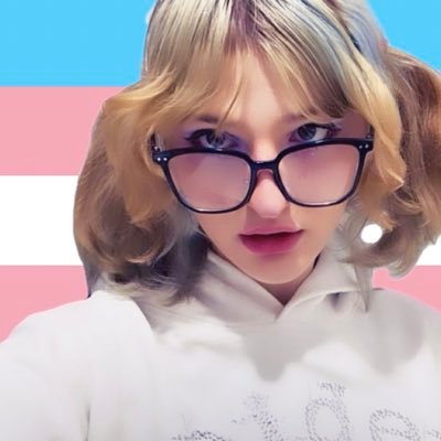 mdni🔞| nonbinary transfem | communist schizoid | 20 | she/they | @ based.transgirl on ig | https://t.co/3LNqkMPGvg