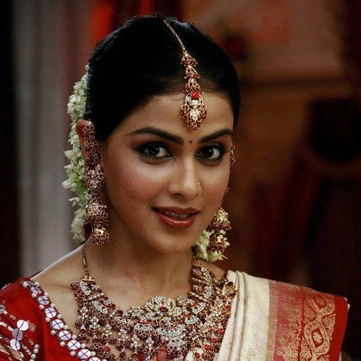 Haripriya121088's profile picture. "Tech enthusiast | UX/UI advocate | Lifelong learner. Building user-centric experiences that drive results."