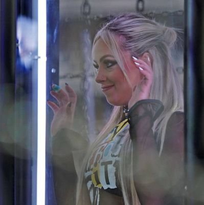 I wrestle once a week on live TV @wwe
Once objected a wedding
Sometimes soap maker… more