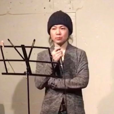 元々歌奮闘アカウント。共鳴重視。ジャンヌ、卓偉が好き。ハロプロ派。いつか歌えるように…と思っていた。後輩が凄いけど、自身はへぼエンジニア。雑で🙇♀️今は適当な垢です。RTはメモ的に使用が多。文章ネコミュ障。喋りは得意な方なんやけどなぁ。アラフィフジジイ