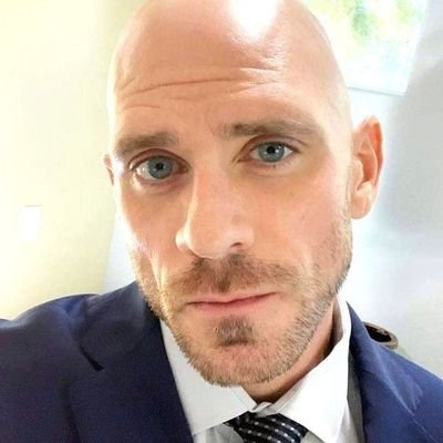 Sta_yaar's profile picture. Be original