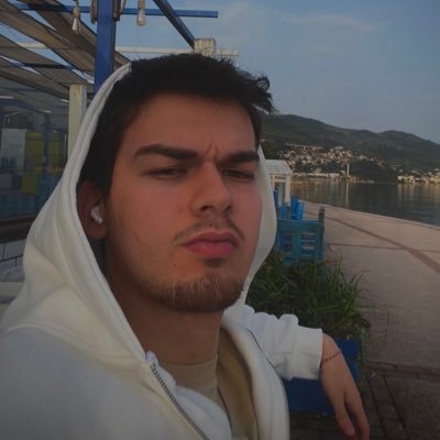 possiblyt0129's profile picture. 