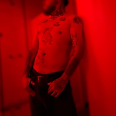 Dls_nvds's profile picture. El morenito de los tatuajes 🔥
No se actua, all natural 🍃
(Si me apoyas me pongo mamado para ti) 🫶🏾🏋🏽💪🏾
Visita mi canal de telegram para más info 🤤