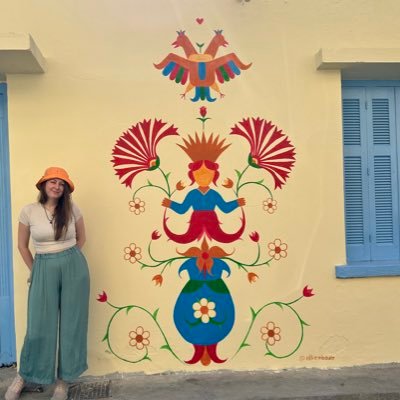 Czech-German Artist and Designer based in Prague 👩🎨🇨🇿🇩🇪 Art, Language, Culture and History enthusiast 📚