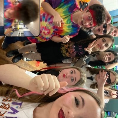 Gabbyflxrencex's profile picture. 