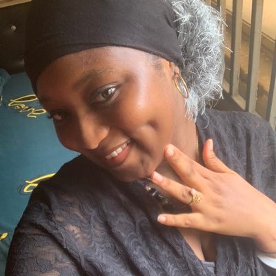 adukeoflagos_'s profile picture. 🇳🇬African girl sharing her dairy with the world 💅 Content writer Ghostwriter Poetry:) I write….. Email | thereal.esthermartins@gmail.com ⚢✜⎋ 📓📚👩🏽‍🏫