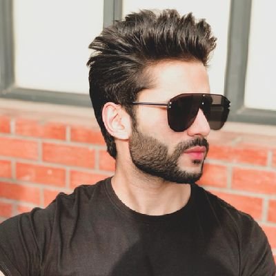 rahull_sharma1's profile picture. I won't waste another day wishing this would fade away ✌️😎 |°•Creat value•°|