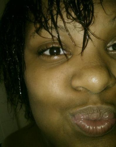 MYtweetsMYopinions.#rihannanavy , im Bi , keep it CUTE or keep that shit on MUTE . iLove to LAUGH :) yo why uu MAD ? GOOD GIRL GONE BAD .