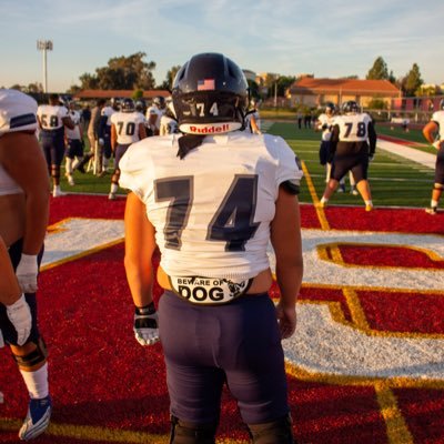 Fullerton College - CLASS OF 2025 - 4.0 GPA - 6’0 265 OL.