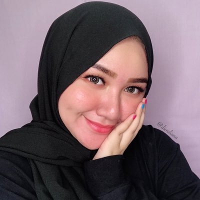 MakeUpArtist & BeautyVlogger 🌸 Line ID diendiana / WA +6287888606392 🌸 email dindin_44@yahoo.com 🌸 Part of INDO BEAUTY VLOGGER 🌸 Founder of MUAJKT Community