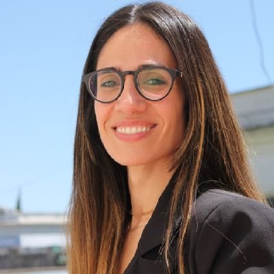 Secretaria de Turismo de Dolores, Bs As. 
Licenciada en Turismo.
Diplomada en Turismo, Sustentabilidad y desarrollo local.