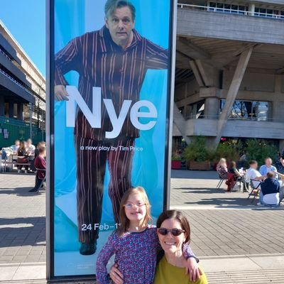 leolinders's profile picture. Web manager, Pilates instructor, mother to two girls, menagerie keeper. Nobody calls me chicken! Fave topics of conversation: Down's Syndrome and Michael Sheen❤