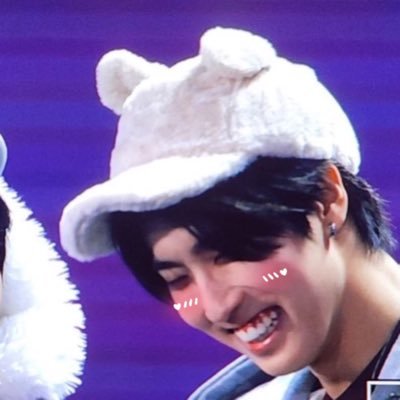 𝙷: “𝘞𝘩𝘢𝘵 𝘥𝘰 𝘺𝘰𝘶 𝘵𝘩𝘪𝘯𝘬? 𝘋𝘰 𝘺𝘰𝘶 𝘴𝘵𝘪𝘭𝘭 𝘵𝘩𝘪𝘯𝘬 𝘐’𝘮 𝘺𝘰𝘶𝘳 𝘴𝘰𝘶𝘭𝘮𝘢𝘵𝘦?” - @minhobunnyboy Free Palestine 🇵🇸