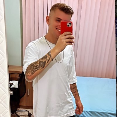 RafaelFrohlich1's profile picture. Bacharel em Ciências Contábeis/2022 🎓🙌🏻