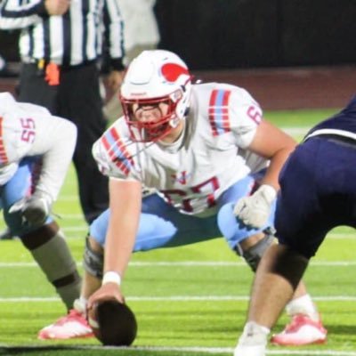 🏈 6’1 275| Villa Angela St. Joseph High School | 25’ | Captain | C,G | Bench 345| Squat 500 | 4.2 GPA | Cell #440-725-2139|https://t.co/eFDMi442DJ