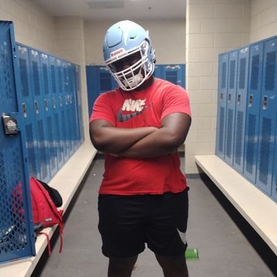 Class of 2027 3.9 GPA 6'1 275 OL G/T J.L. Mann highschool🏈Greenville SC
Email: jentzensullivan656@gmail.com