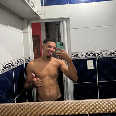 Deus  ❤
23 anos
https://t.co/GTakUQofwp
Libriano

Flamenguista❤🖤
021