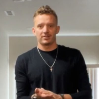 JosephParley's profile picture. 🦷