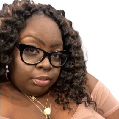 Jay_Oh_Why_J's profile picture. Your favorite school secretary 💜 Founder of #SinglesExchange follow me on fb, IG, and YouTube!