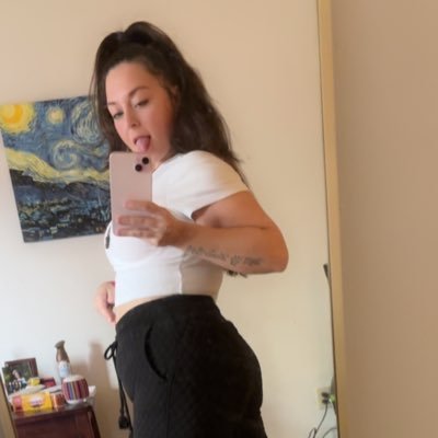 NikkiLeRiche's profile picture. Goddess • Artist • Creator • $Nikkileriche https://t.co/16qfOloMrQ