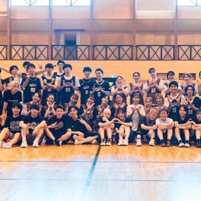 上智大学公認インカレバスケサークル🏀練習・合宿の他イベント多数🏰 初心者から経験者まで個性豊か 👫新入生、他大生、在学生まで随時メンバー募集中!! 公式戦も行ってます! インスタ来てね!!