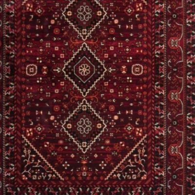 إنها أنيسةُ العشرة، رضيةُ الخلق، حادة الذكاء، إنما سريعة التأثر، عزيزة النفس، تعیش في الواقع مرة، ومرات في غمرة الأحلام
