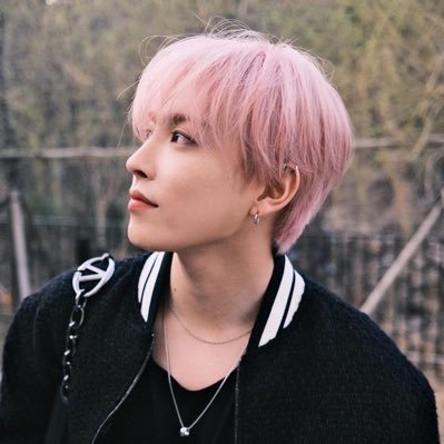 SmolBangtanXx Profile Picture