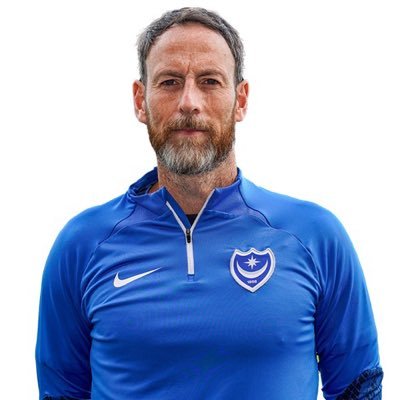 Goalkeeping Coach / Lead Academy GK Coach @Pompey / Owner of @P1GK_ / Endorsed by @HOSoccer_UK