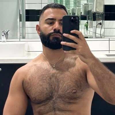 18+ Your hairy Cypriot and musky dream. Here for you to pleasure my feet🦶🏼. Don’t be shy… DM to get to know me 🍉🍉🍉🍉🍉