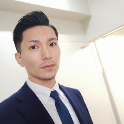 熱意・やる気・気合い満タンのコマダム倶楽部谷9店スタッフのすぎやんです🙌 目指すはNO.1のみ👍 #グローアップグループ♡ #🔞黒服さん #筋トレ #無言フォローお許し下さい🙌 #谷町9丁目 #谷9
