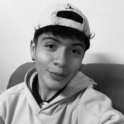 Axel69145384's profile picture. Soy bailarin profesional de folklore Mexicano