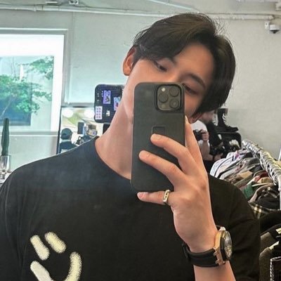 DBforlyfers's profile picture. 25 | Bubbly | JSL💗📚 | Mingyu admirer | silent fan | multi stan acct | inactive user