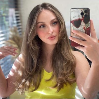 Edona_Nishi's profile picture. 