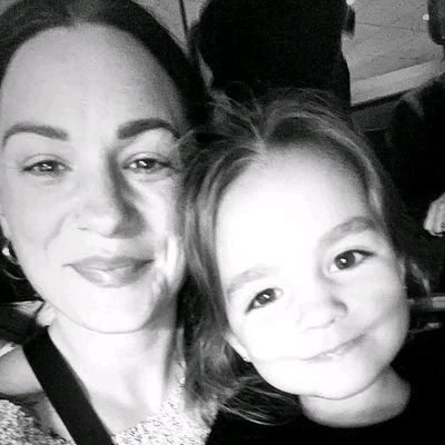 gail_sandr8681's profile picture. Feel good-Do good-pass it on. A lover of nature, family. laughter is my cure 🇱🇷

(Latino Virgo ♍)