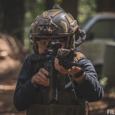 u18airsofter INTP-T サバゲ中毒 借り物して生きてます。アイコンと背景画像はりおさば3で@Airsoft_Filipさんに撮っていただいた写真です