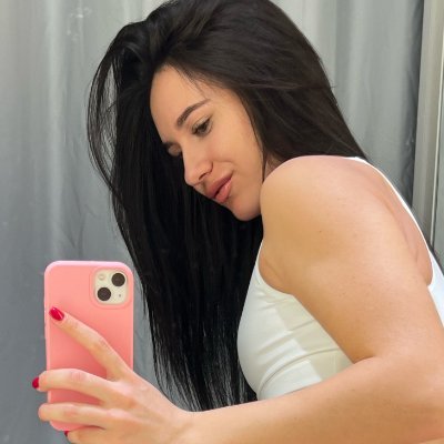 Welcome to my naughty world of pleasure and delight😈🍓❤️🔥
Here you can forget all your worries and indulge in some wild fun and steamy adventures💦