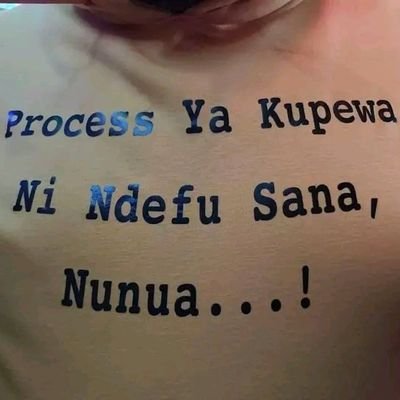 Lennoxx_Ke's profile picture. Dear Men 
When a dog starts to bark at the owner, another man is feeding it.