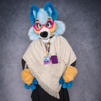 lvl 34, work in health care going back to school for graphic design, maker: @spacegoatco
pfp: @chaiwolfess